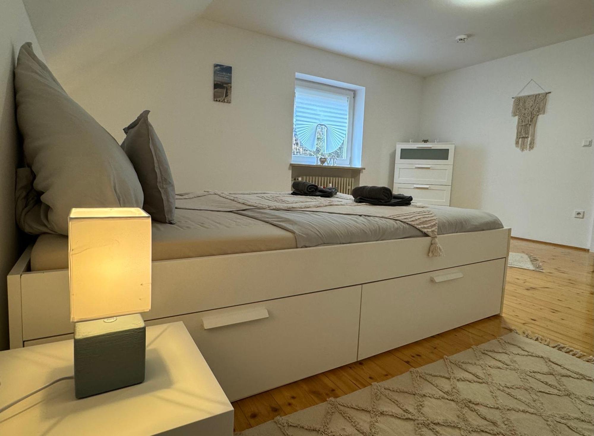 Appartement Fewo Boho 110 Qm Mit Bergblick 3 Min Bahnhof à Laufen Extérieur photo